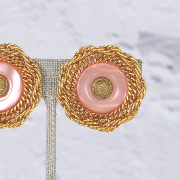 Vintage Patti Horn Pink Pearlescent Disc Earrings… - Picture 10 of 15